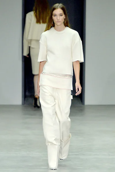Look 5